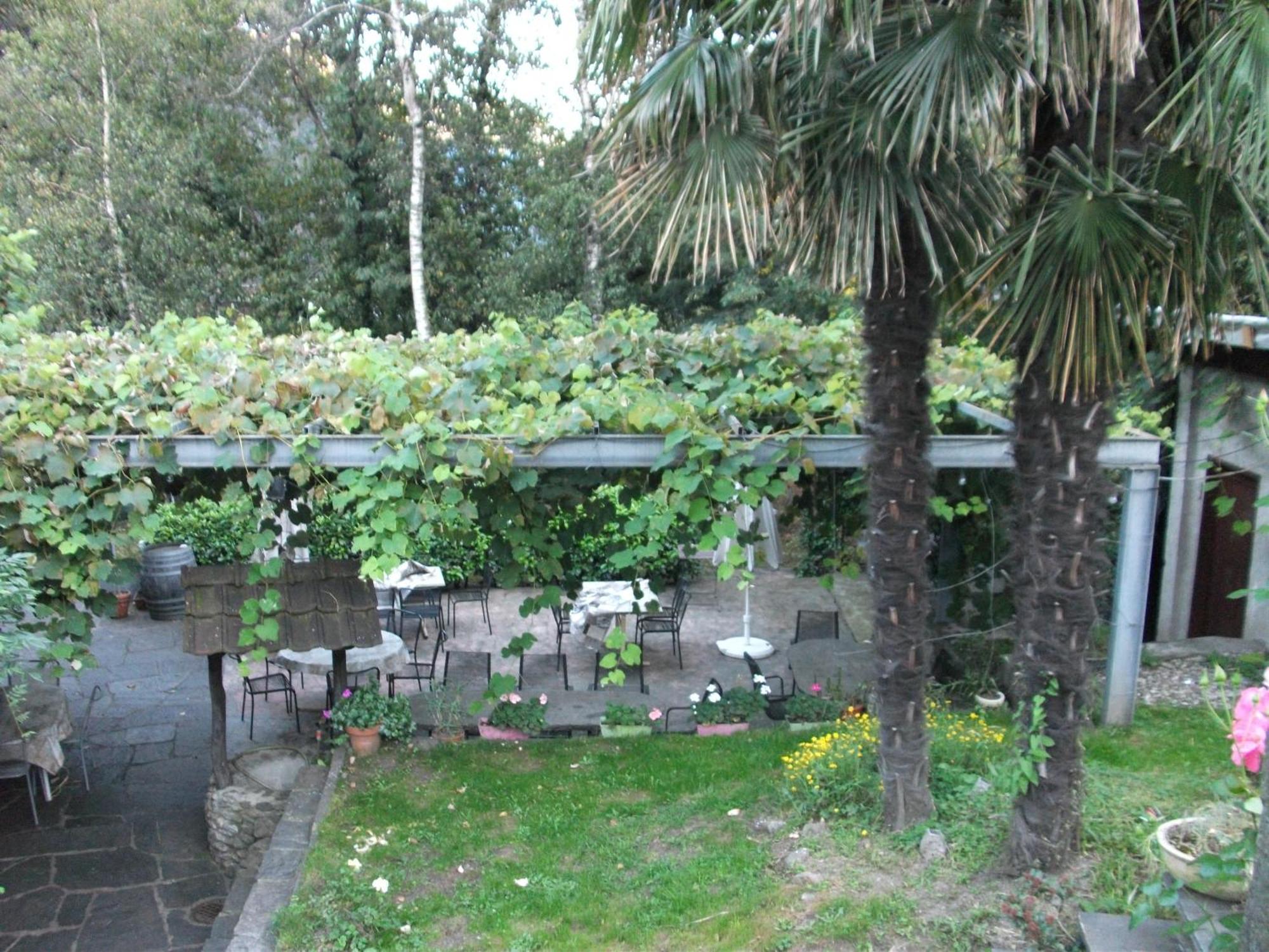 Grotto Pergola Bed and Breakfast Giornico Eksteriør billede